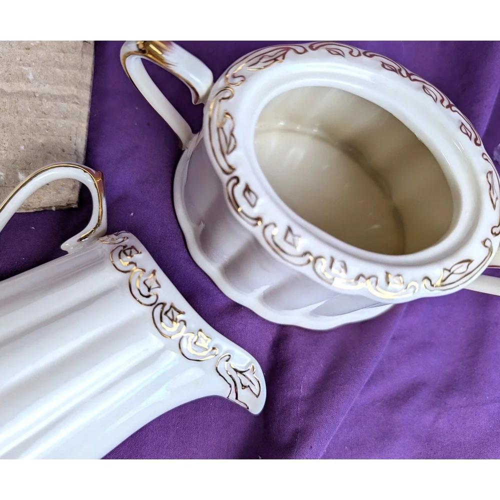 Olympia Creamer & Sugar Bowl With Lid Set White With gold trim Ribbed Oval NIB